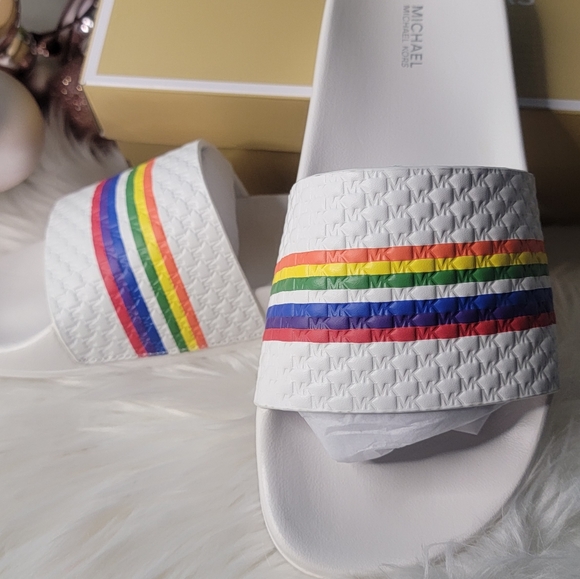 Women's Gilmore Rainbow Pride Pool Slidesize9 - Picture 6 of 12